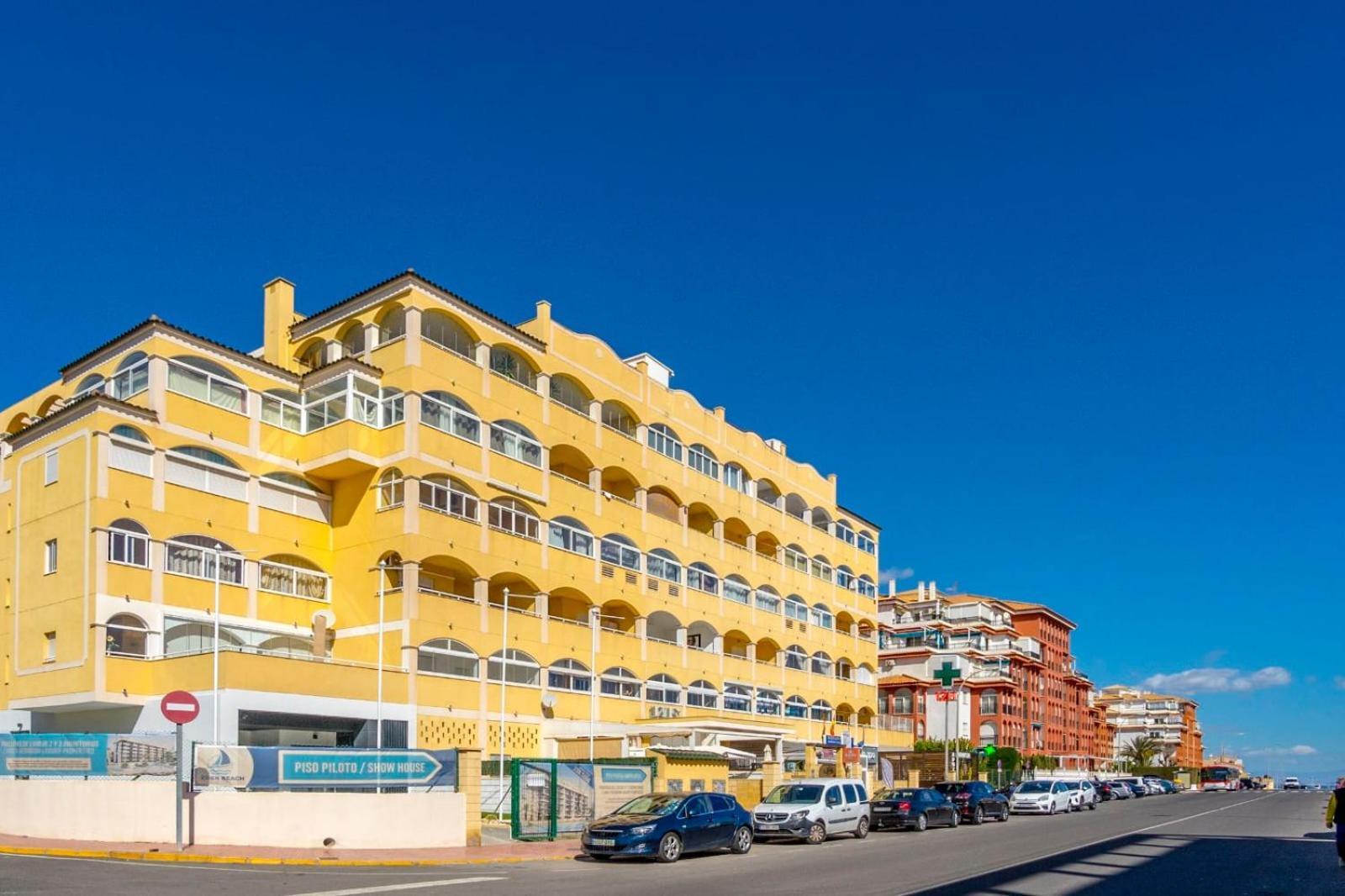 Nice Modern 2 Bed Apartment In Torrievieja Torrevieja Exterior foto