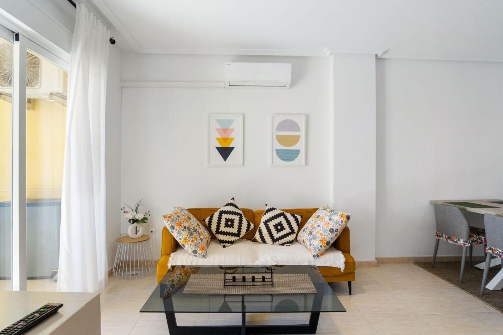 Nice Modern 2 Bed Apartment In Torrievieja Torrevieja Exterior foto