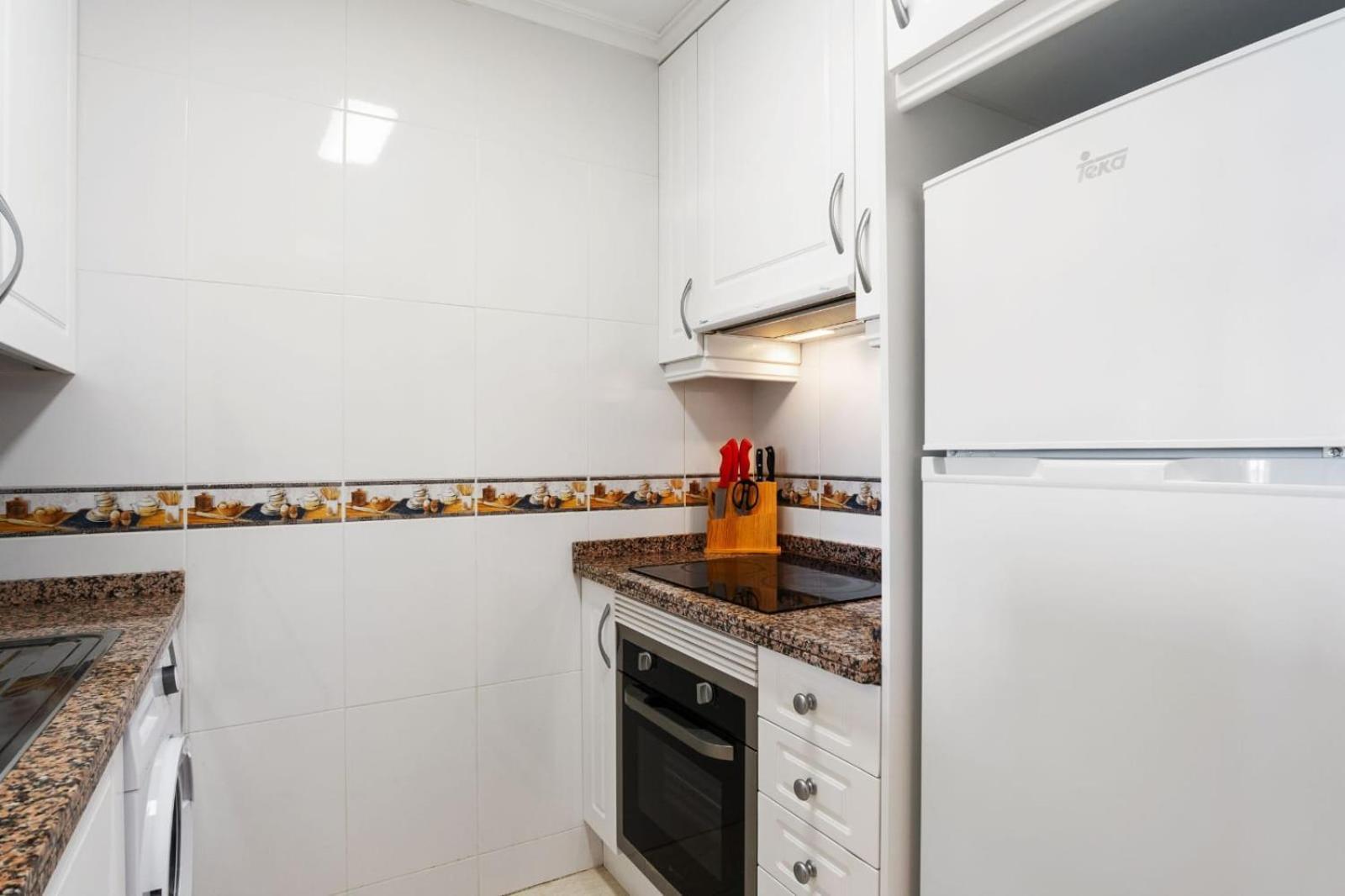 Nice Modern 2 Bed Apartment In Torrievieja Torrevieja Exterior foto
