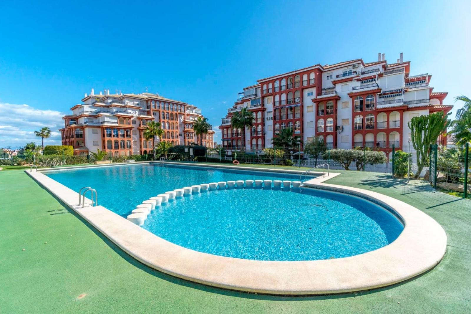 Nice Modern 2 Bed Apartment In Torrievieja Torrevieja Exterior foto