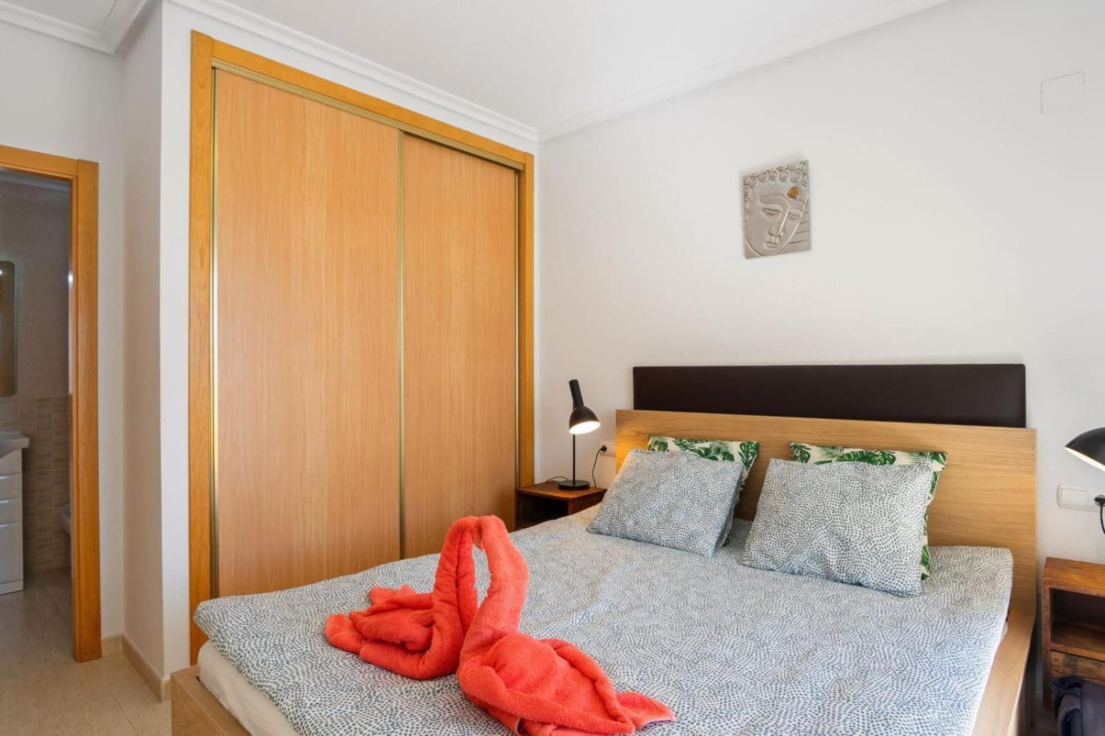 Nice Modern 2 Bed Apartment In Torrievieja Torrevieja Exterior foto